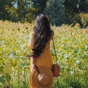 Meet your Posher, Dalila